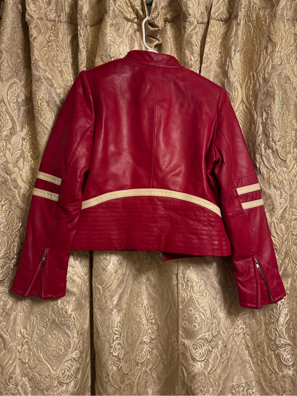 Wilson’s leather jacket - Picture 8 of 9